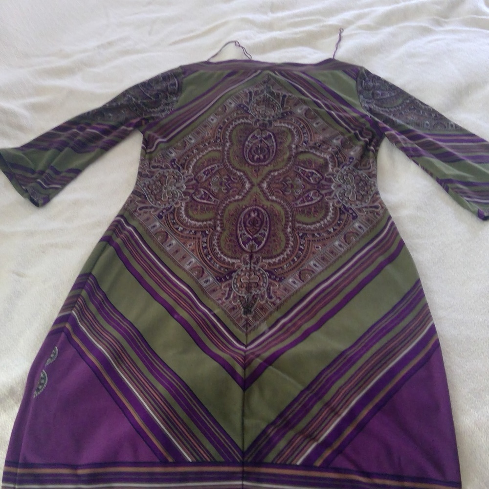 Dress - Picture 2 of 2